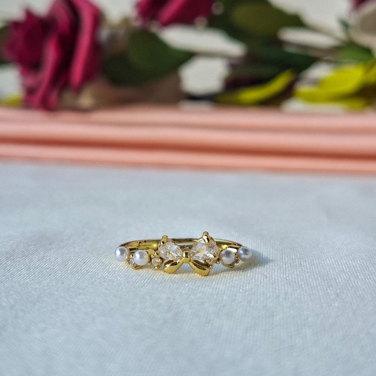 Zircon Bow & Pearl Gold Plated Ring