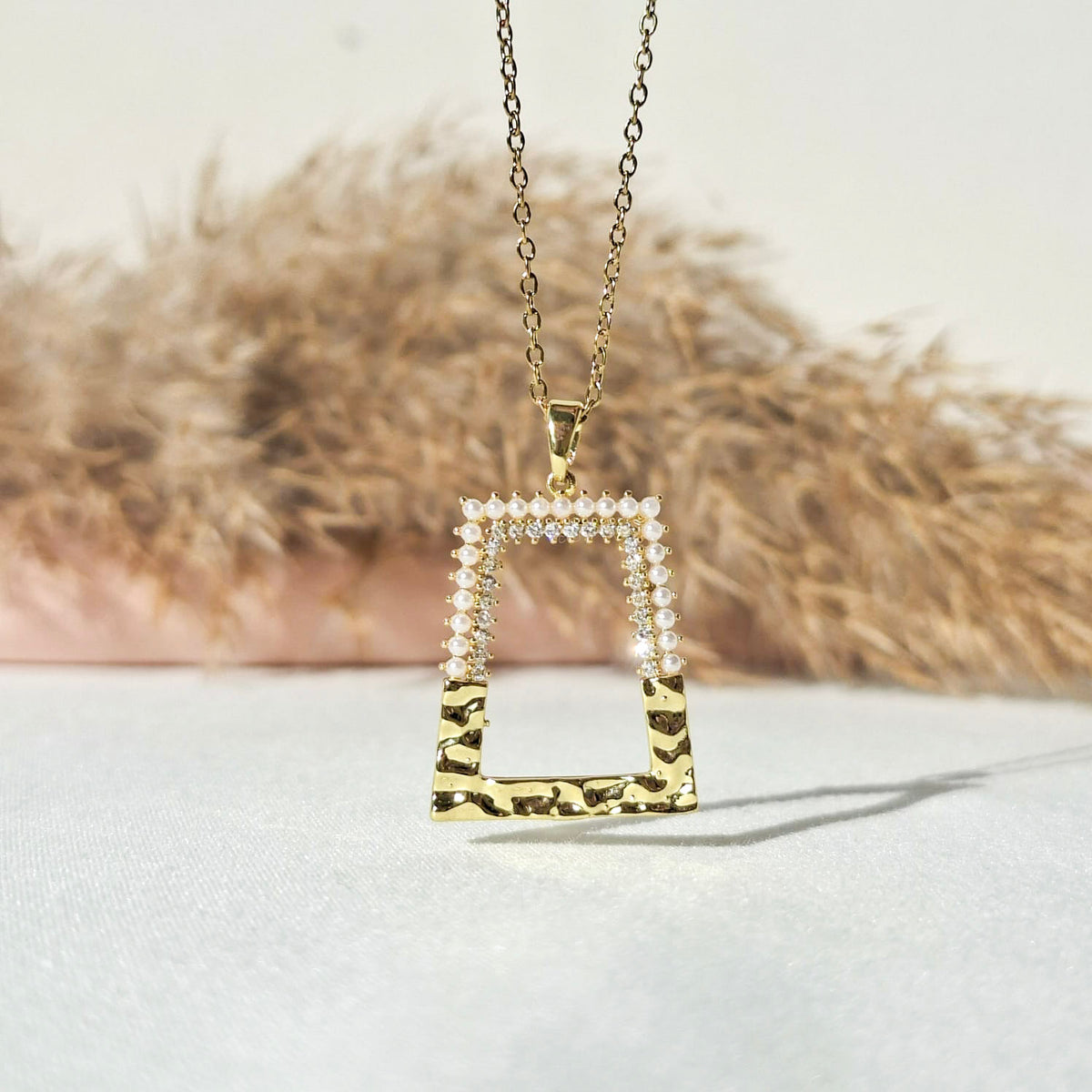 Golden Pearl Geometric Pendant Necklace