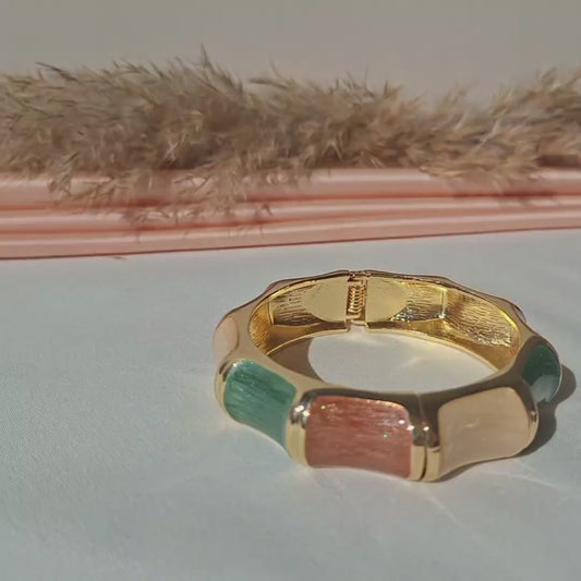 Emerald Marble Shell Bangle