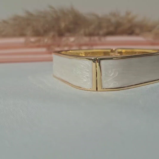 Ivory Edge Bangle